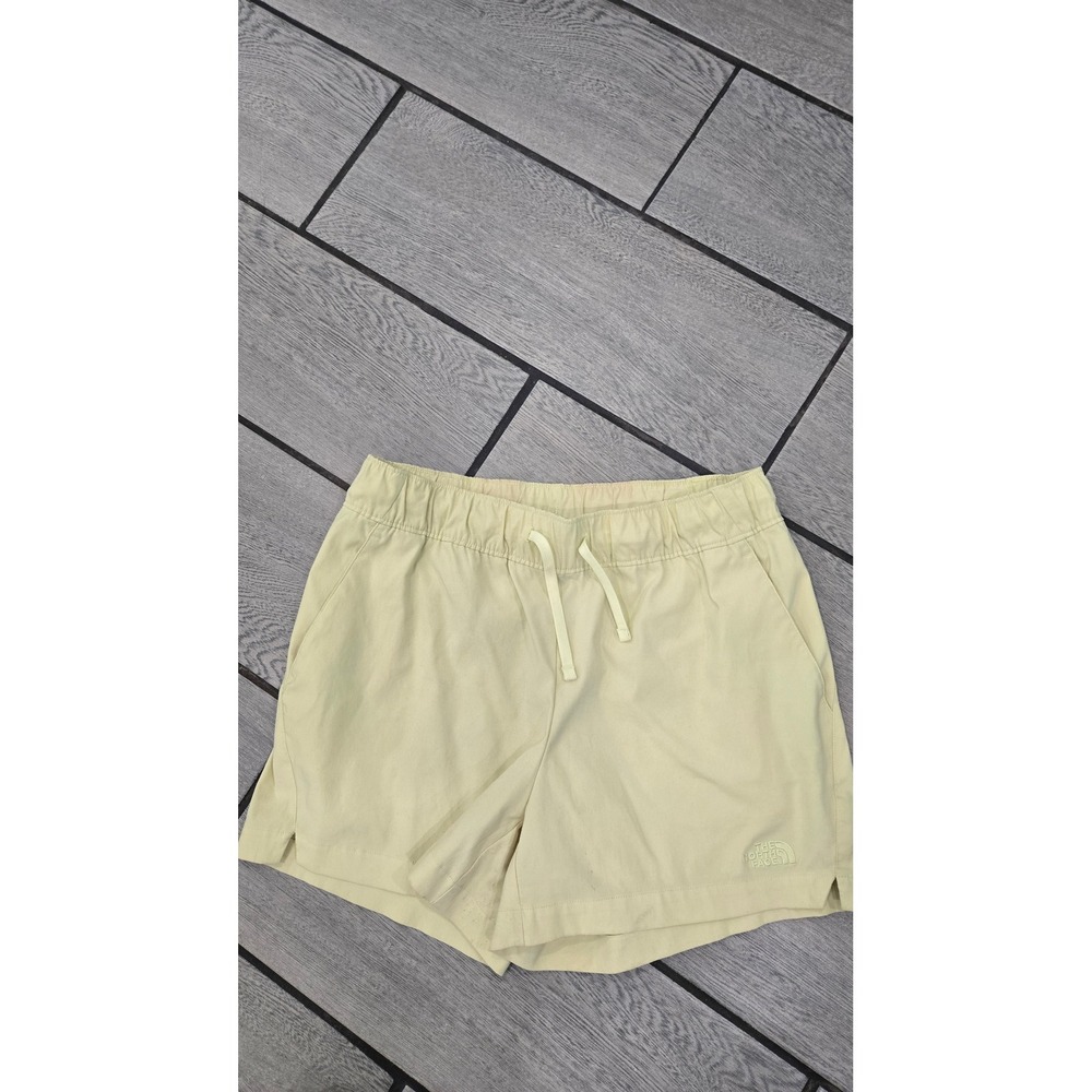 The North Face Women Shorts Khaki Elastic Waist Drawstring Pocket Size M‎